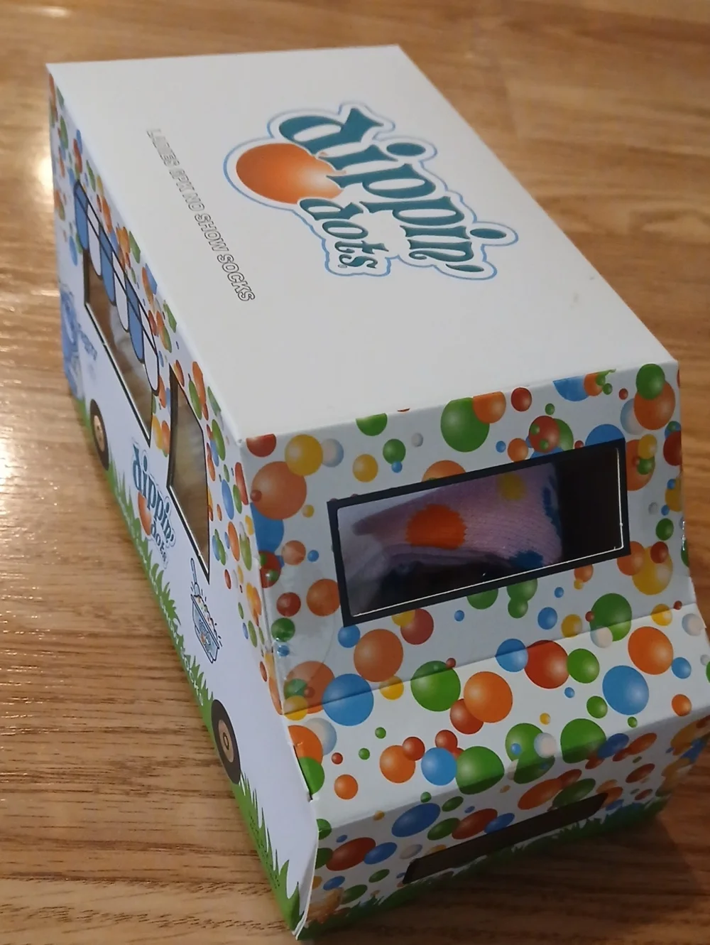 Dippin Dots Truck Box With 6 Ladies No Show Socks